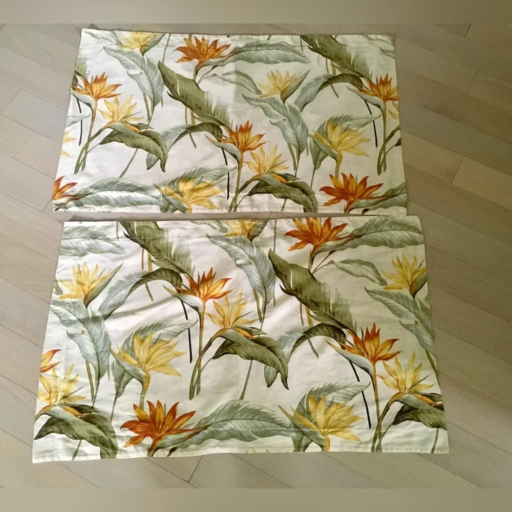 Tommy Bahama Tropical Bird of Paradise 2 king sham Set